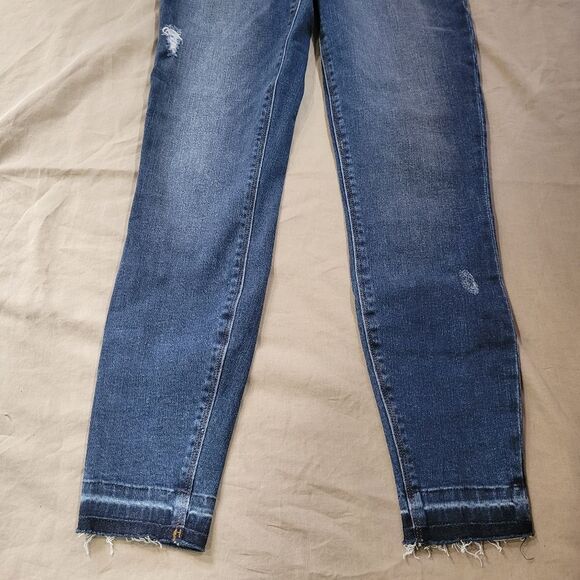 Spanx size small Blue Distress Denim Ankle Skinny Legging Medium Wash jeans NWT - Picture 3 of 10